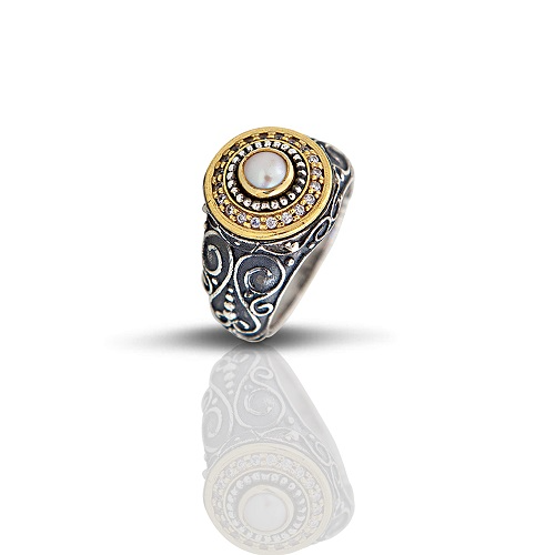 Ring with Pearl and Zircon D28