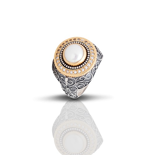 Ring with Pearl and Zircon D339